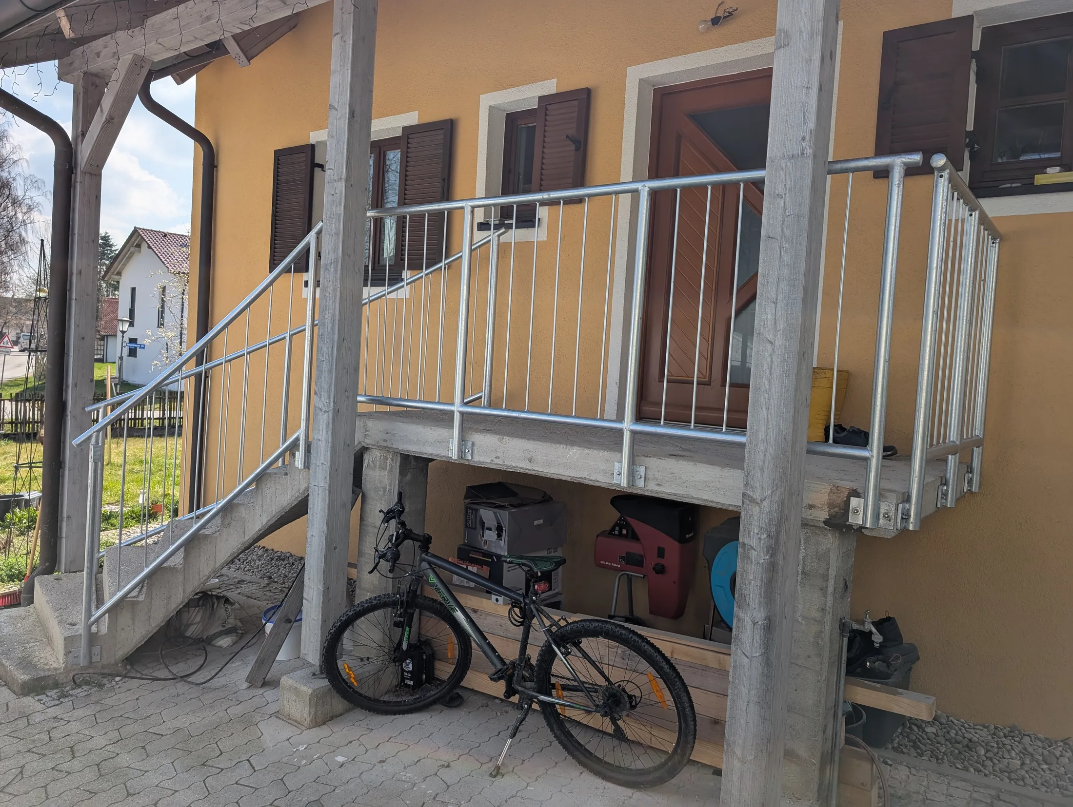 Geländer gebogen Feuerverzinkt Bild 3