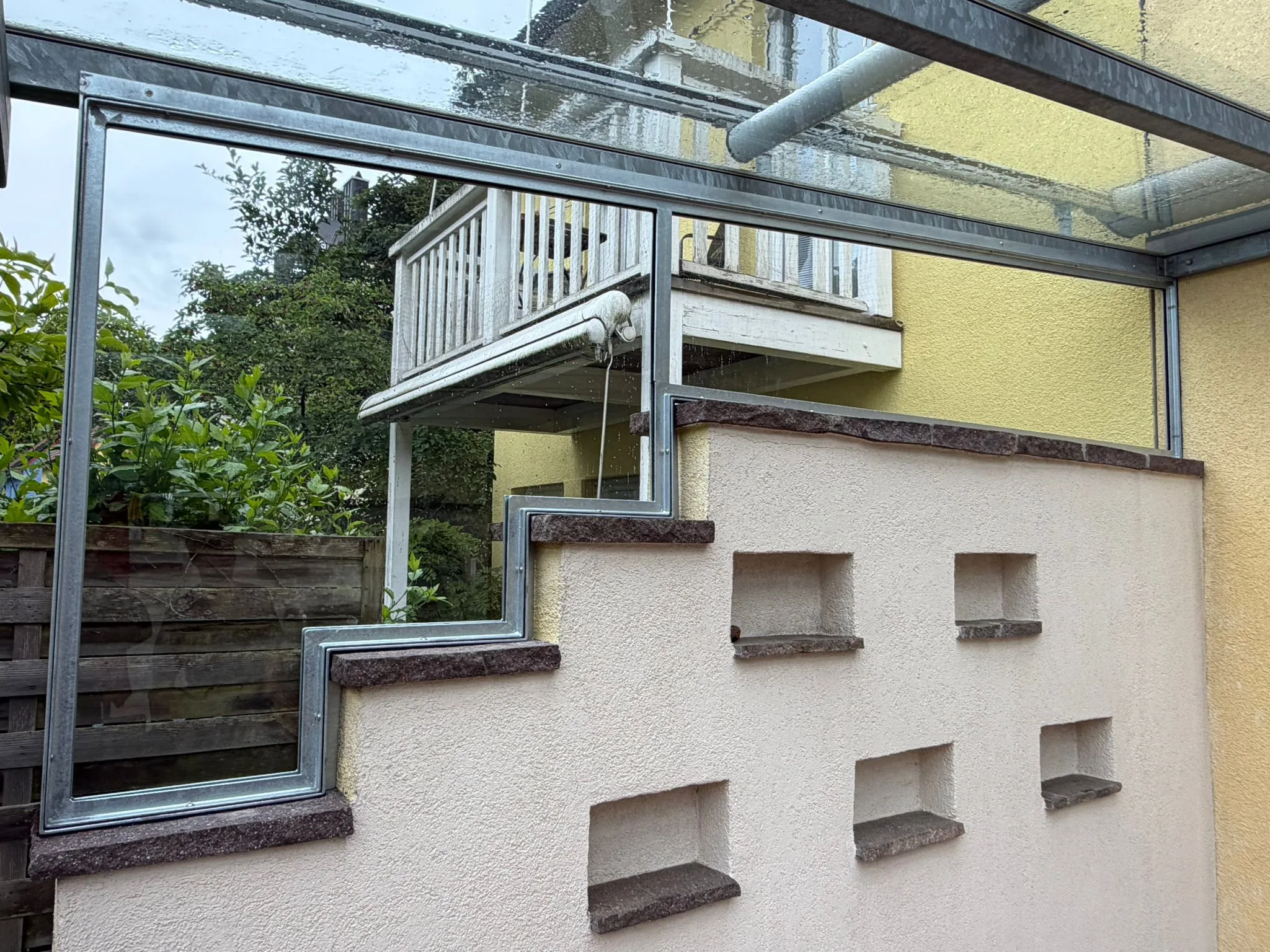 Trennwand Windschutz Feuerverzinkt Glas – Trennwände Referenz