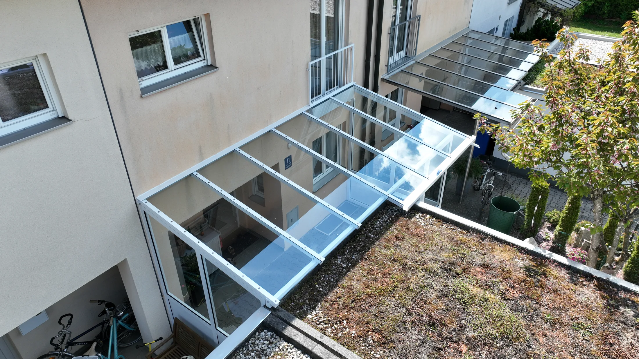 Wintergarten-Einhausung aus Stahl und Glas, pulverbeschichtet Bild 3